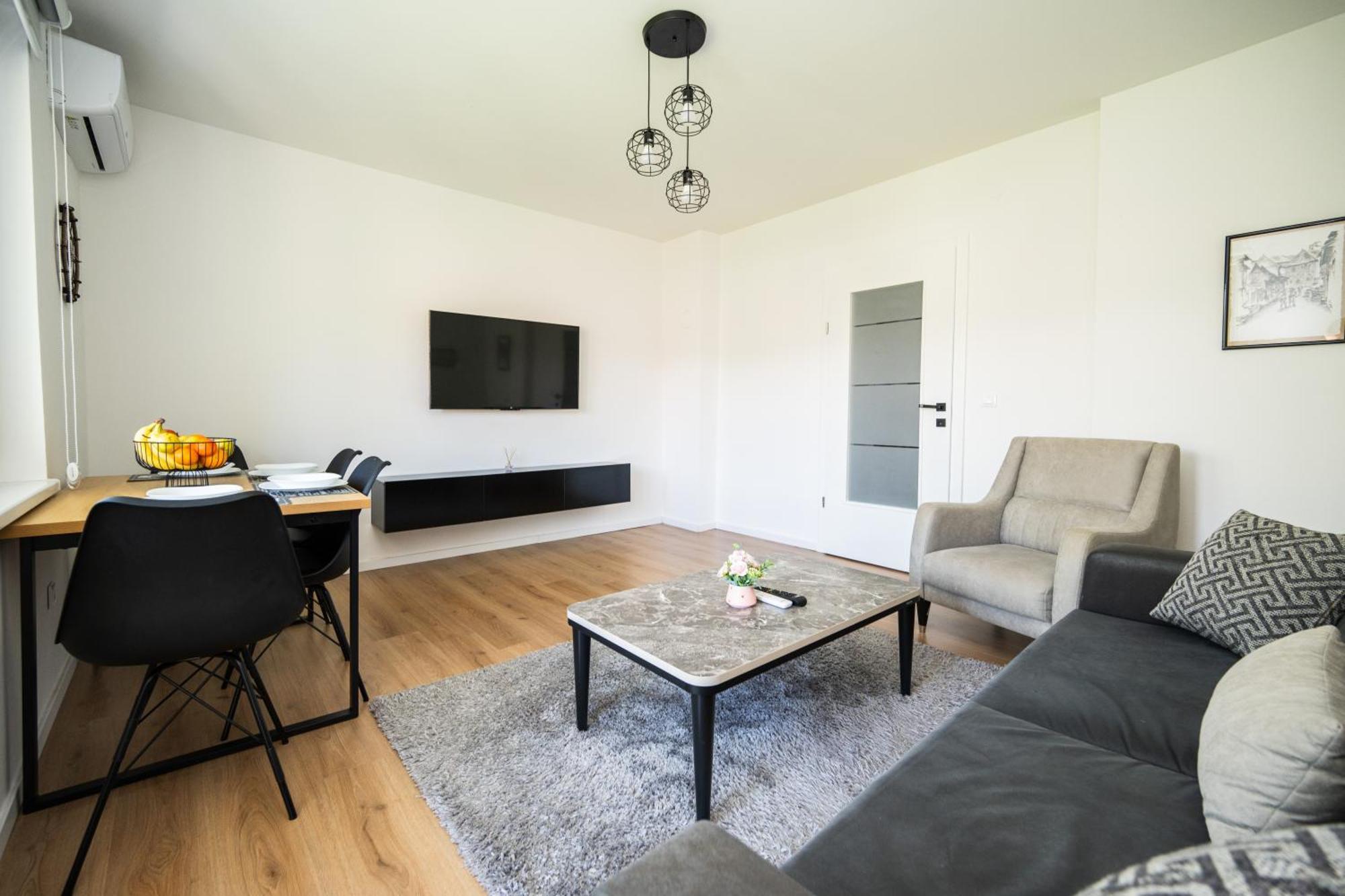 Bright 2Bdr Apartment With Balcony - Free Parking SJJ Esterno foto