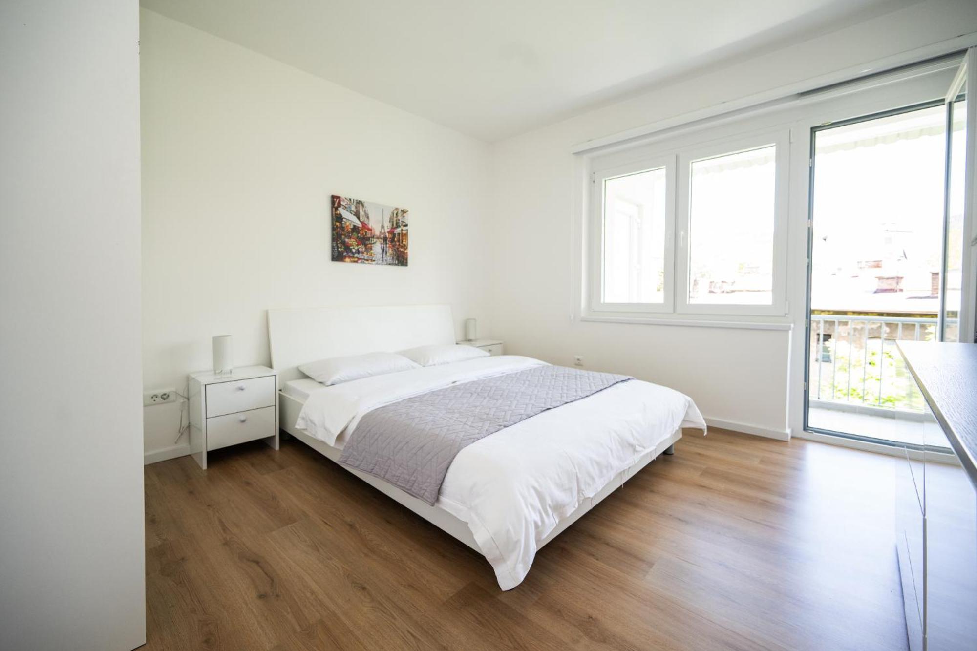 Bright 2Bdr Apartment With Balcony - Free Parking SJJ Esterno foto