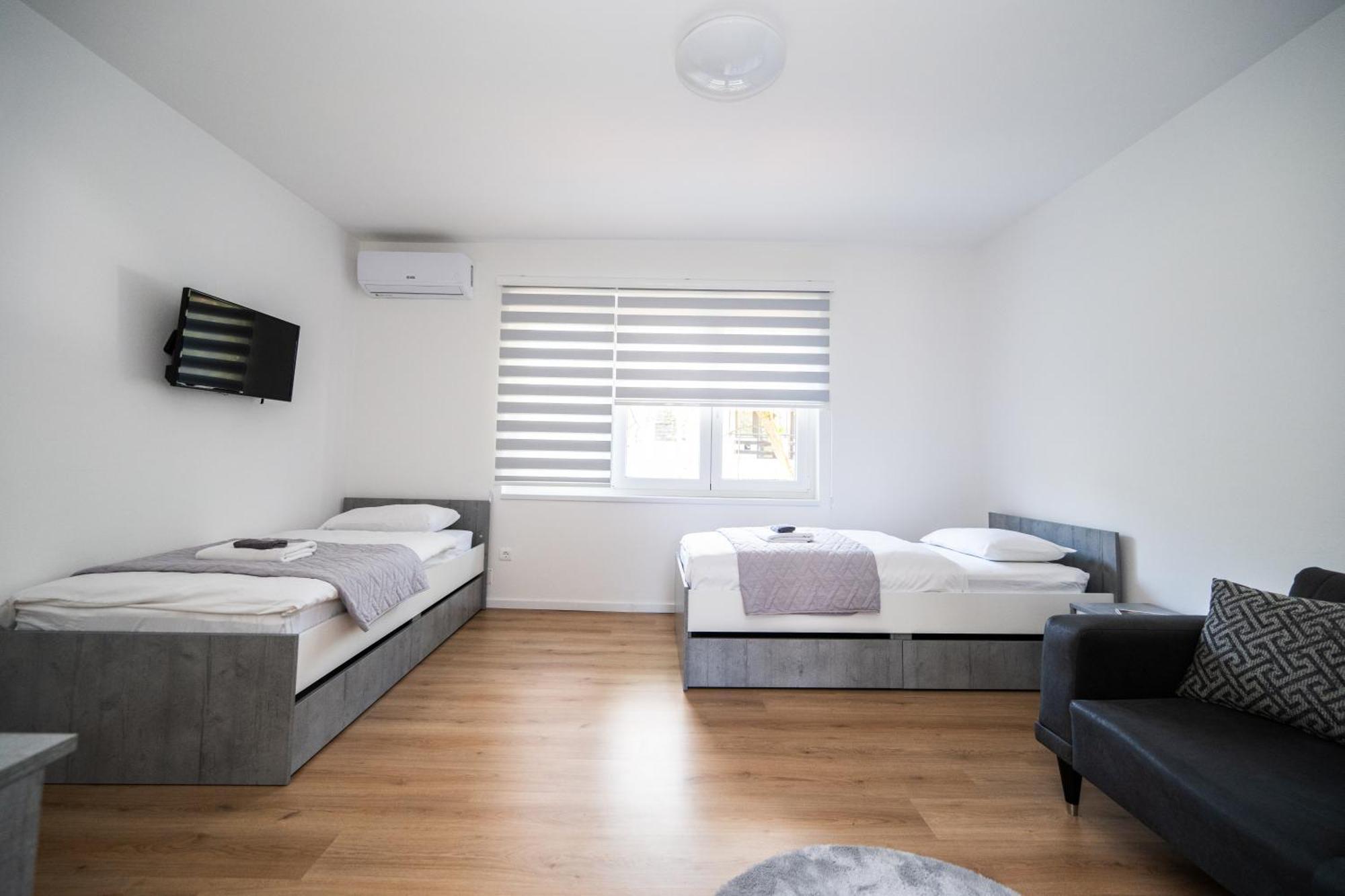 Bright 2Bdr Apartment With Balcony - Free Parking SJJ Esterno foto