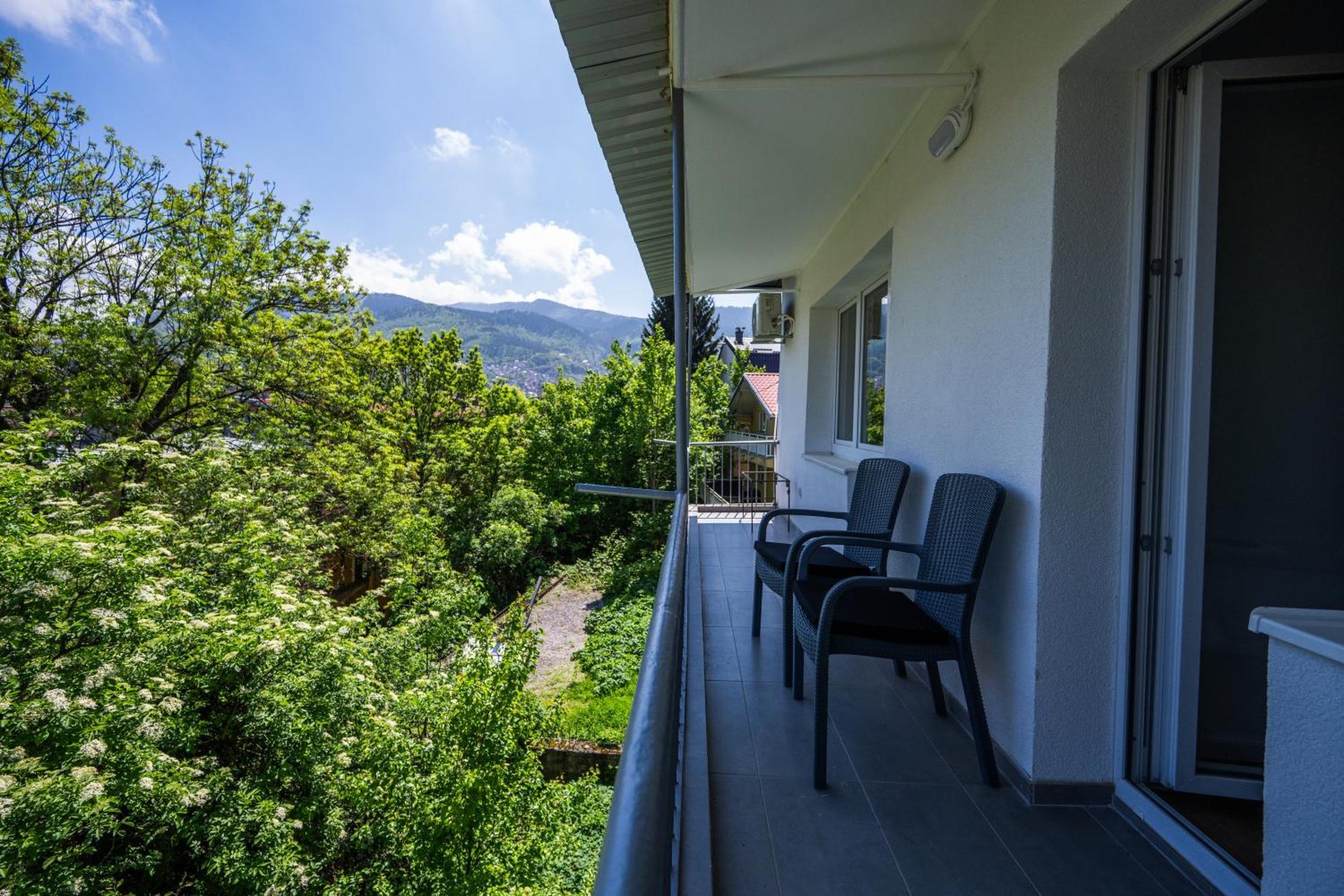 Bright 2Bdr Apartment With Balcony - Free Parking SJJ Esterno foto